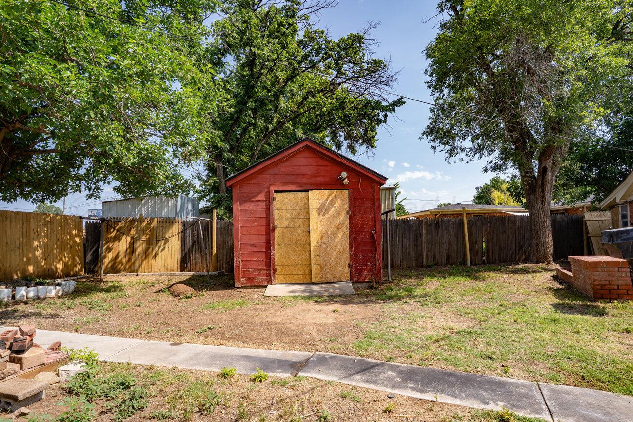 1802 CHAMA Street