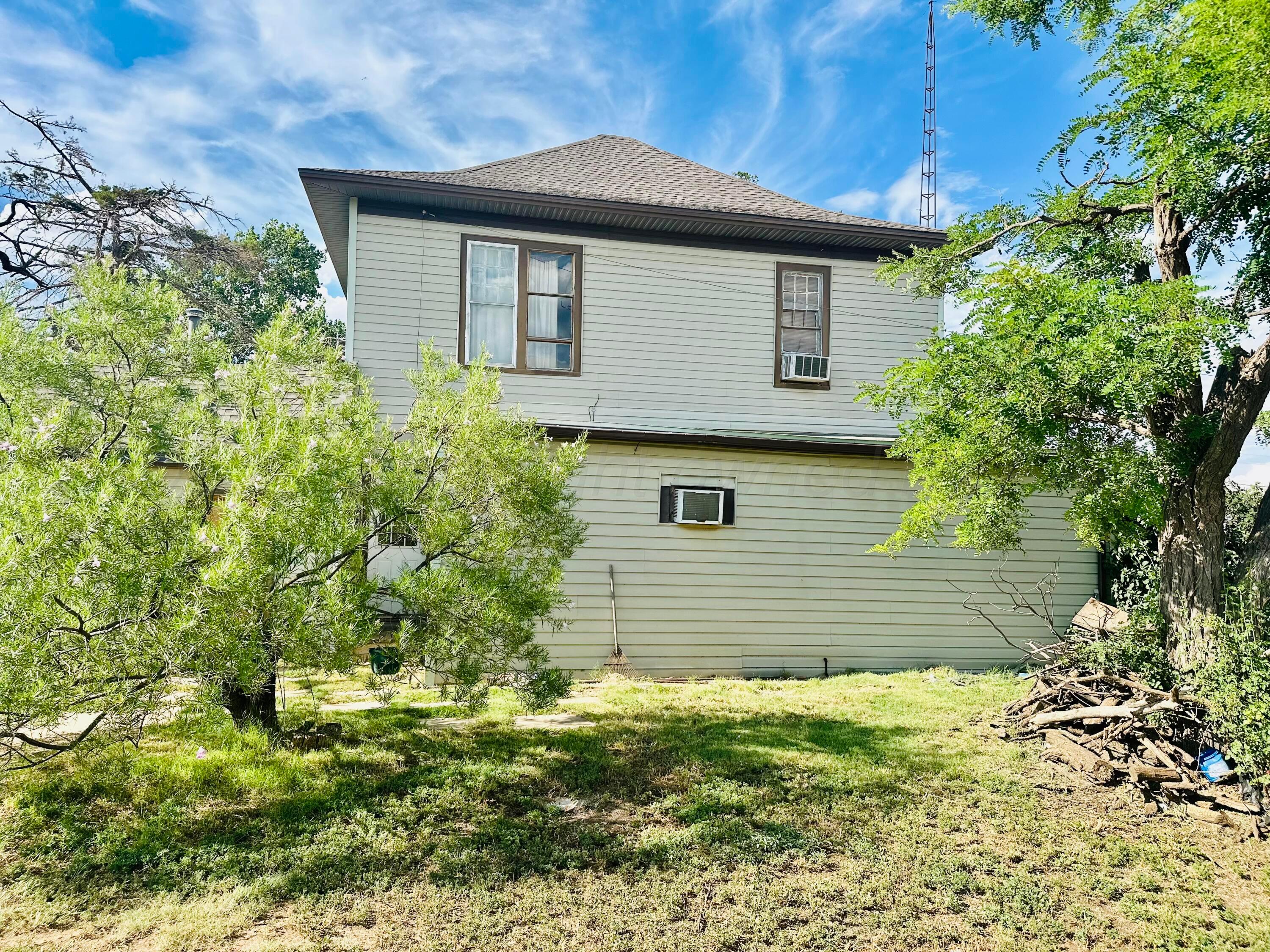 402 NE 6th Street
