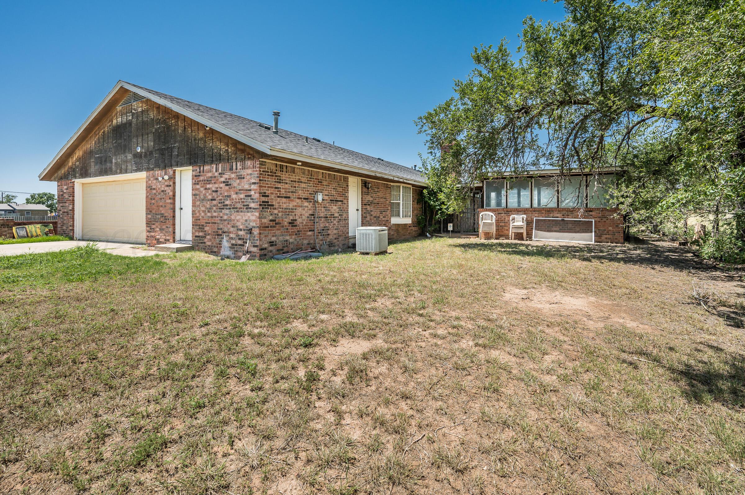 100 BERRY Avenue
