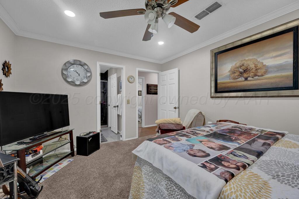 5105 BLACK OAK Drive