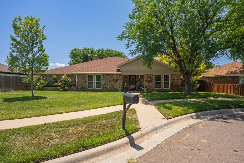 5105 BLACK OAK Drive