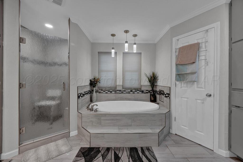 5105 BLACK OAK Drive
