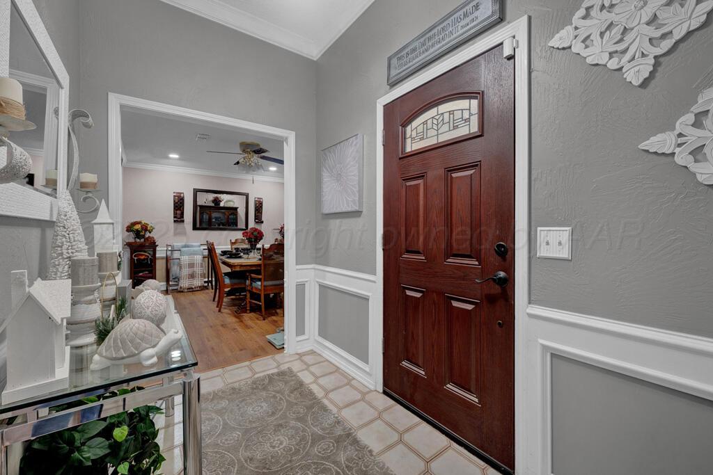 5105 BLACK OAK Drive