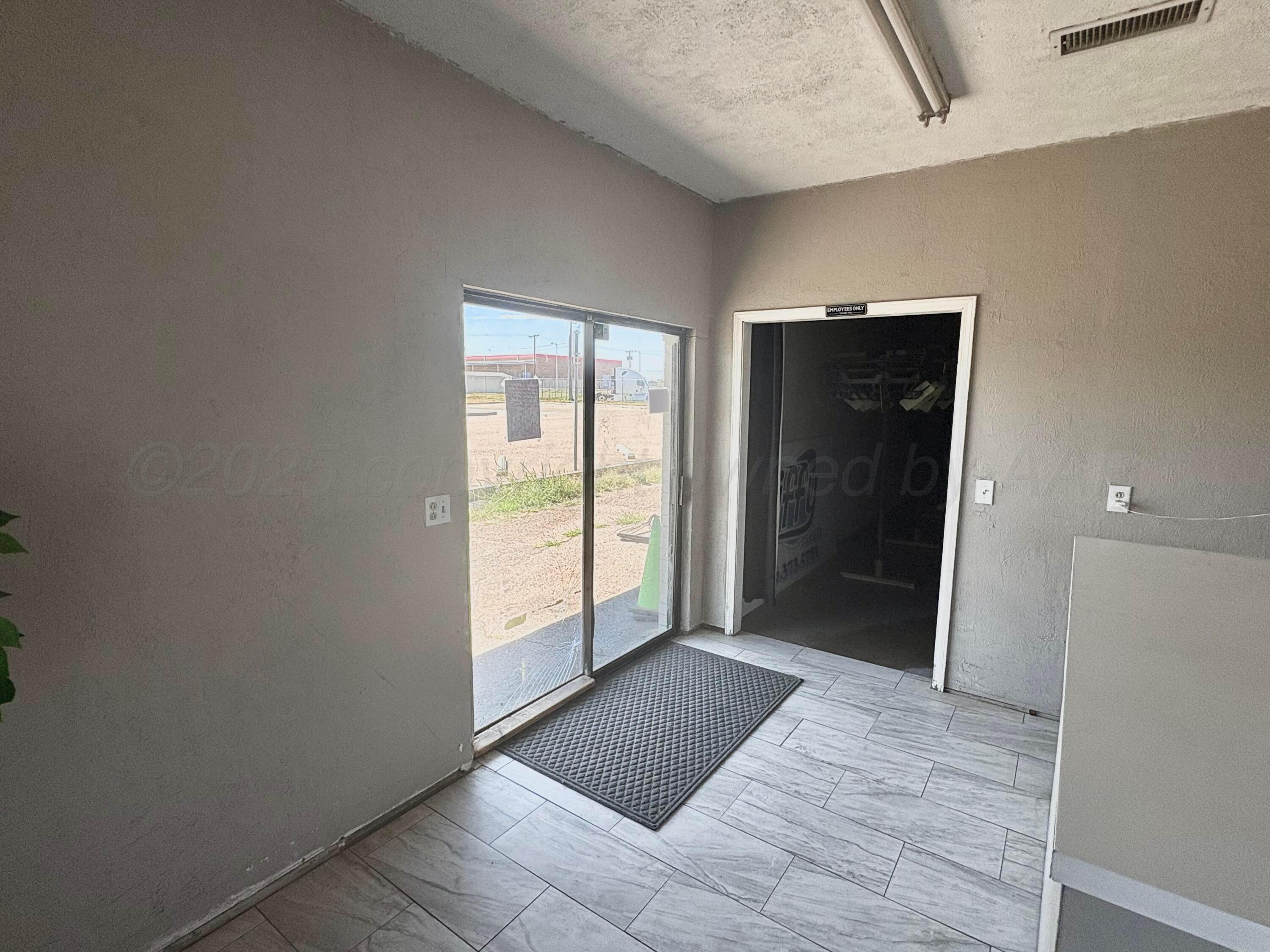 2500 ROSS OSAGE Street