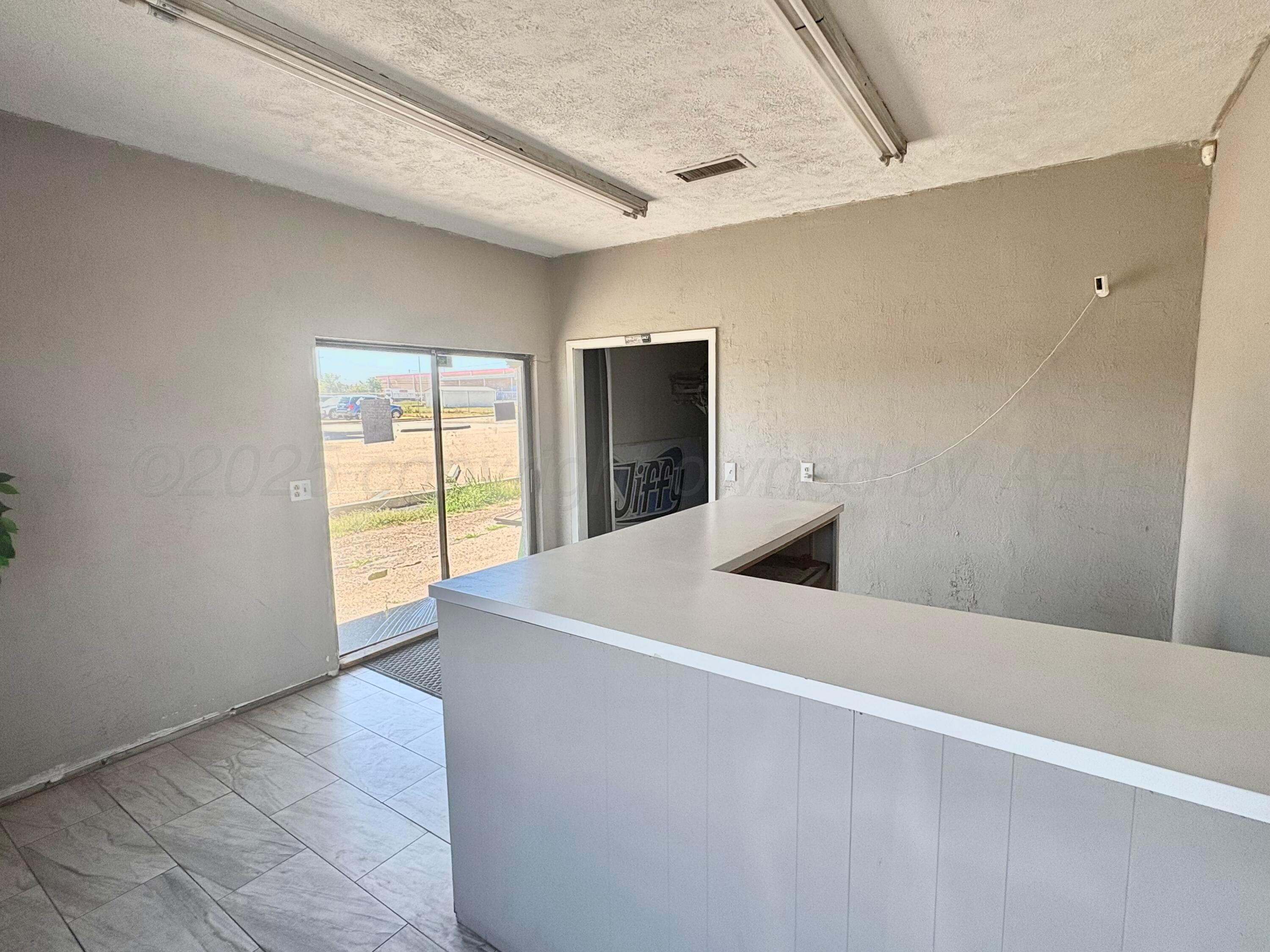 2500 ROSS OSAGE Street