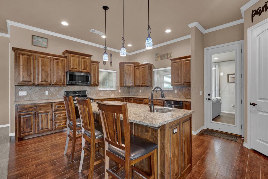 8845 PAINTBRUSH Drive