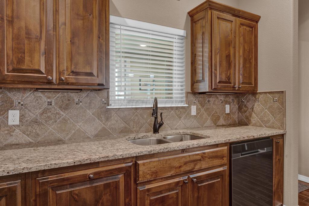 8845 PAINTBRUSH Drive