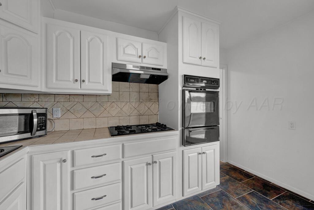 2406 N WILSON Street