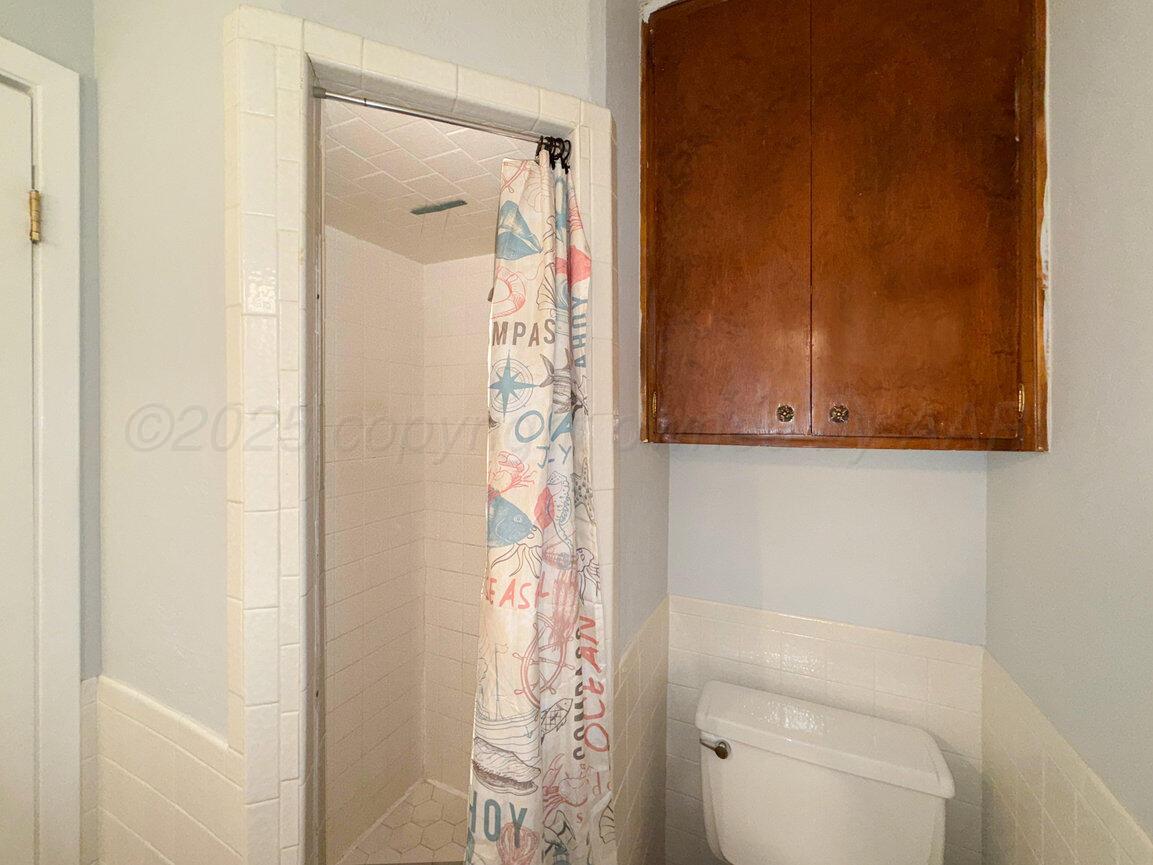 5205 SHEPHERD Avenue