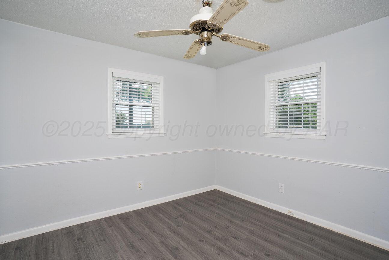 5205 SHEPHERD Avenue