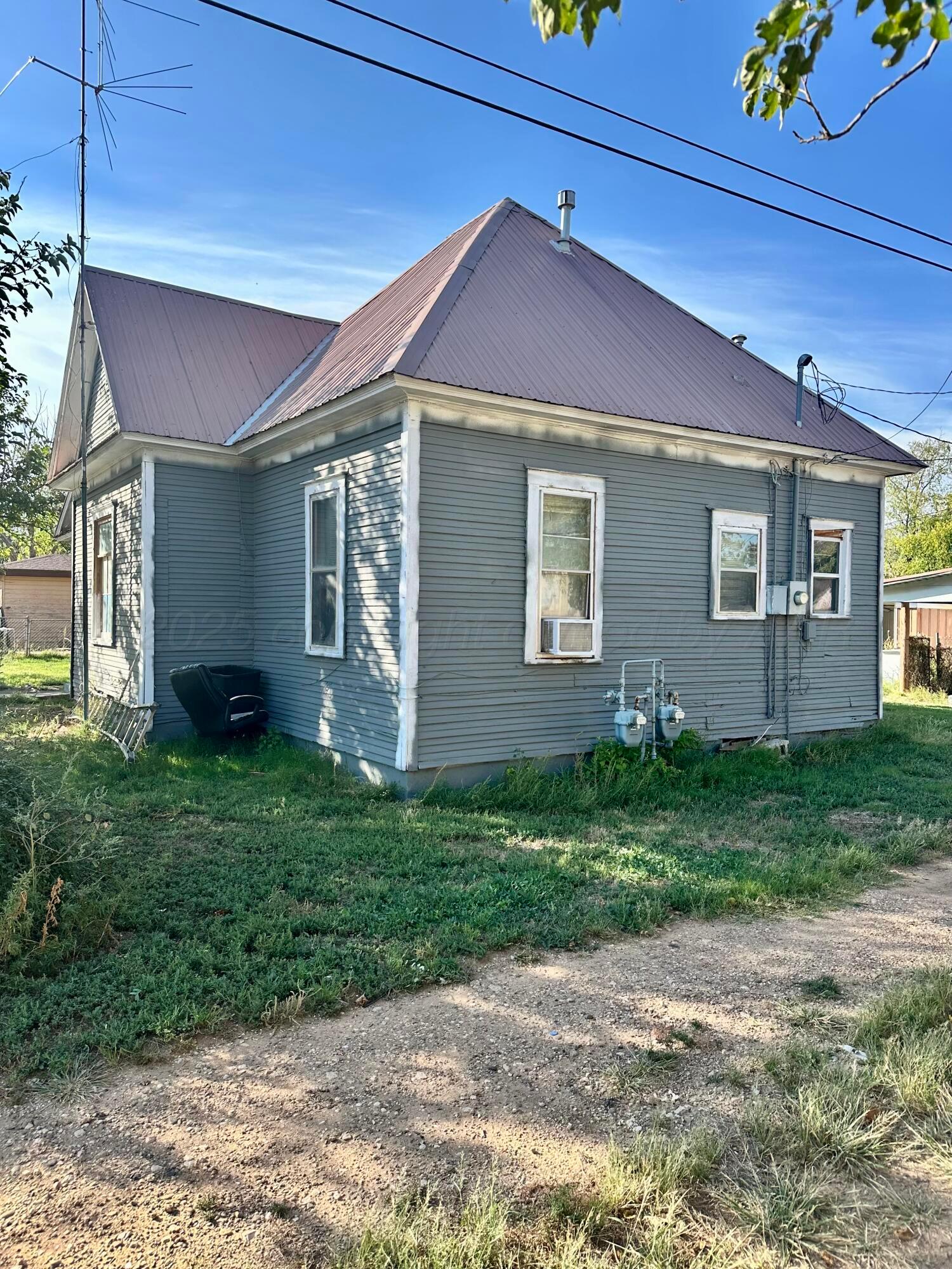 120 NW NW 4th Street, Tulia