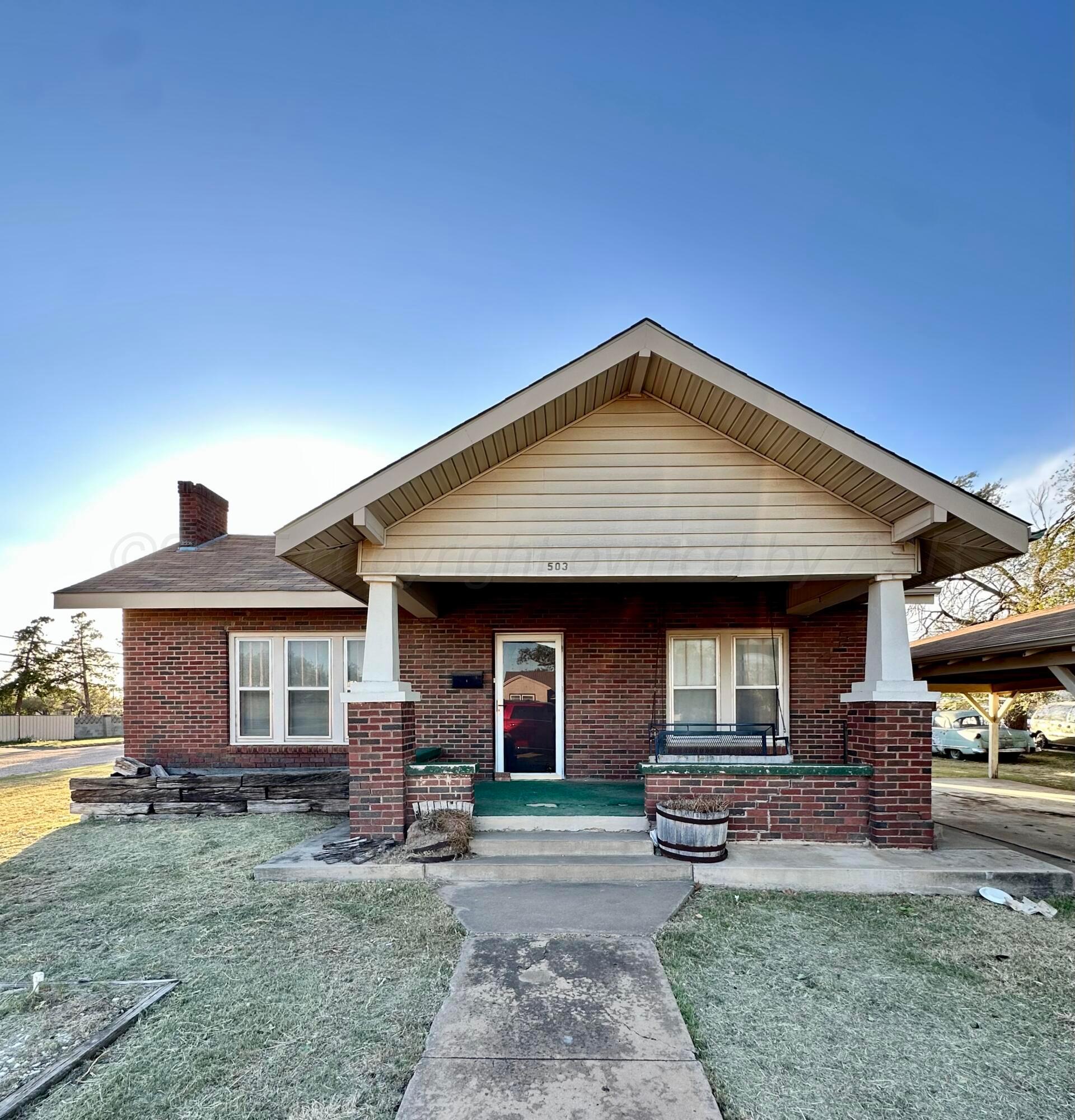 503 N N Crosby Avenue, Tulia
