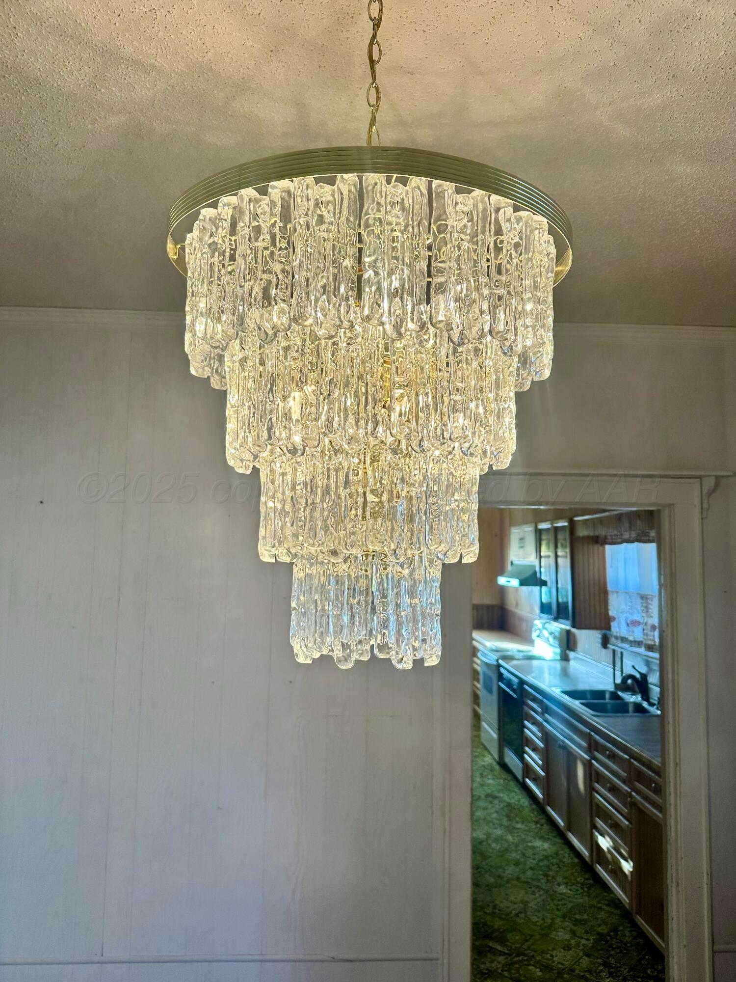 503 N N Crosby Avenue, Tulia