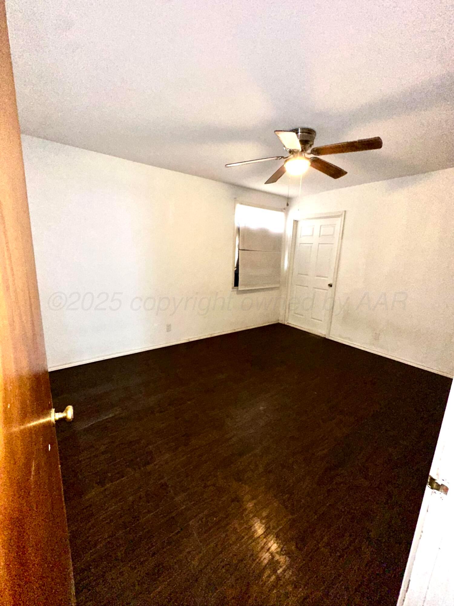 300 N Briscoe Avenue