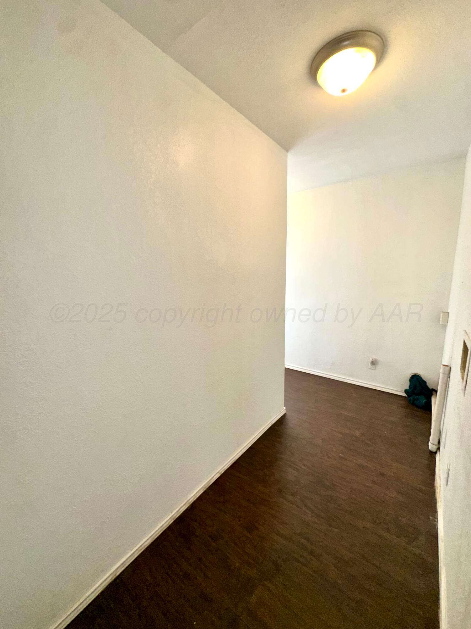 300 N Briscoe Avenue