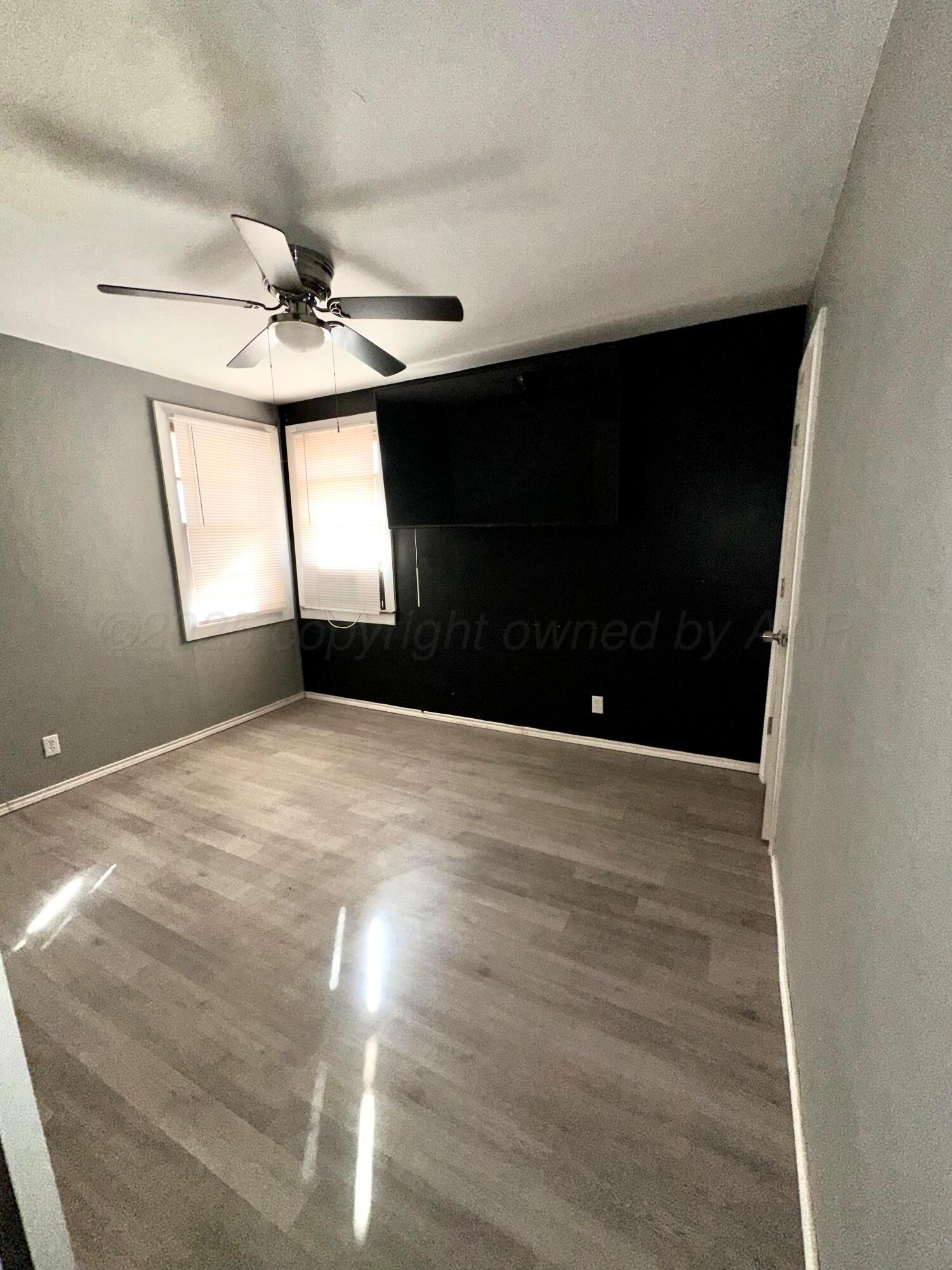 300 N Briscoe Avenue