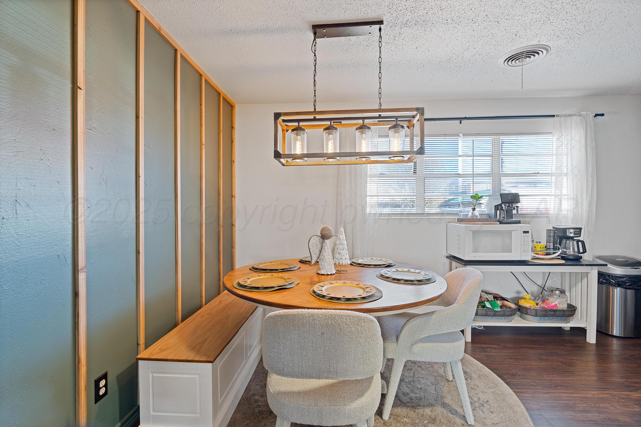 3107 S APACHE Street