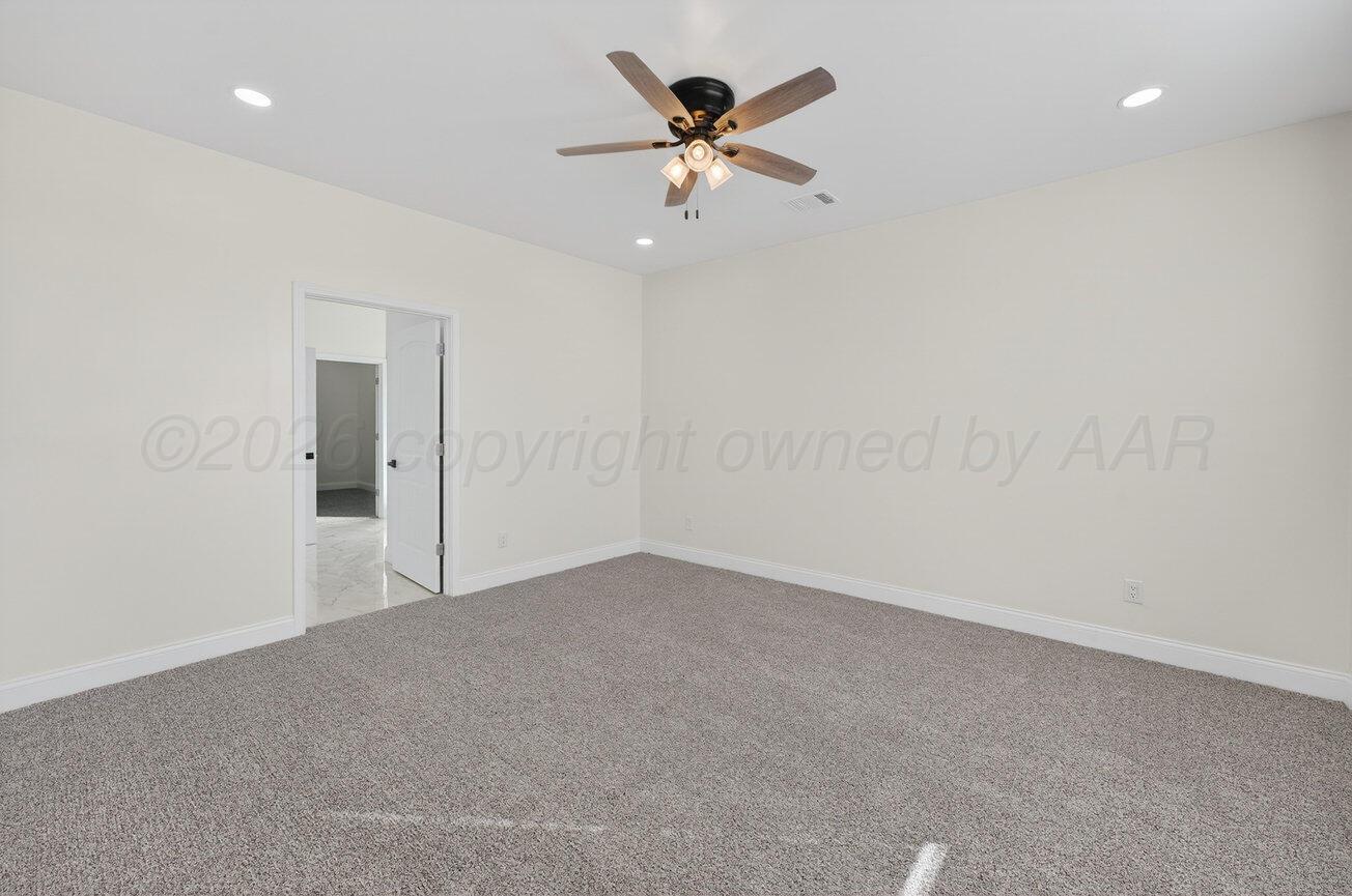 21150 W Farmers Avenue