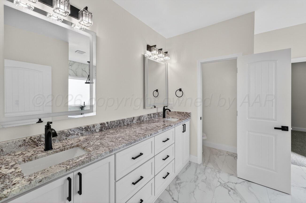 21150 W Farmers Avenue