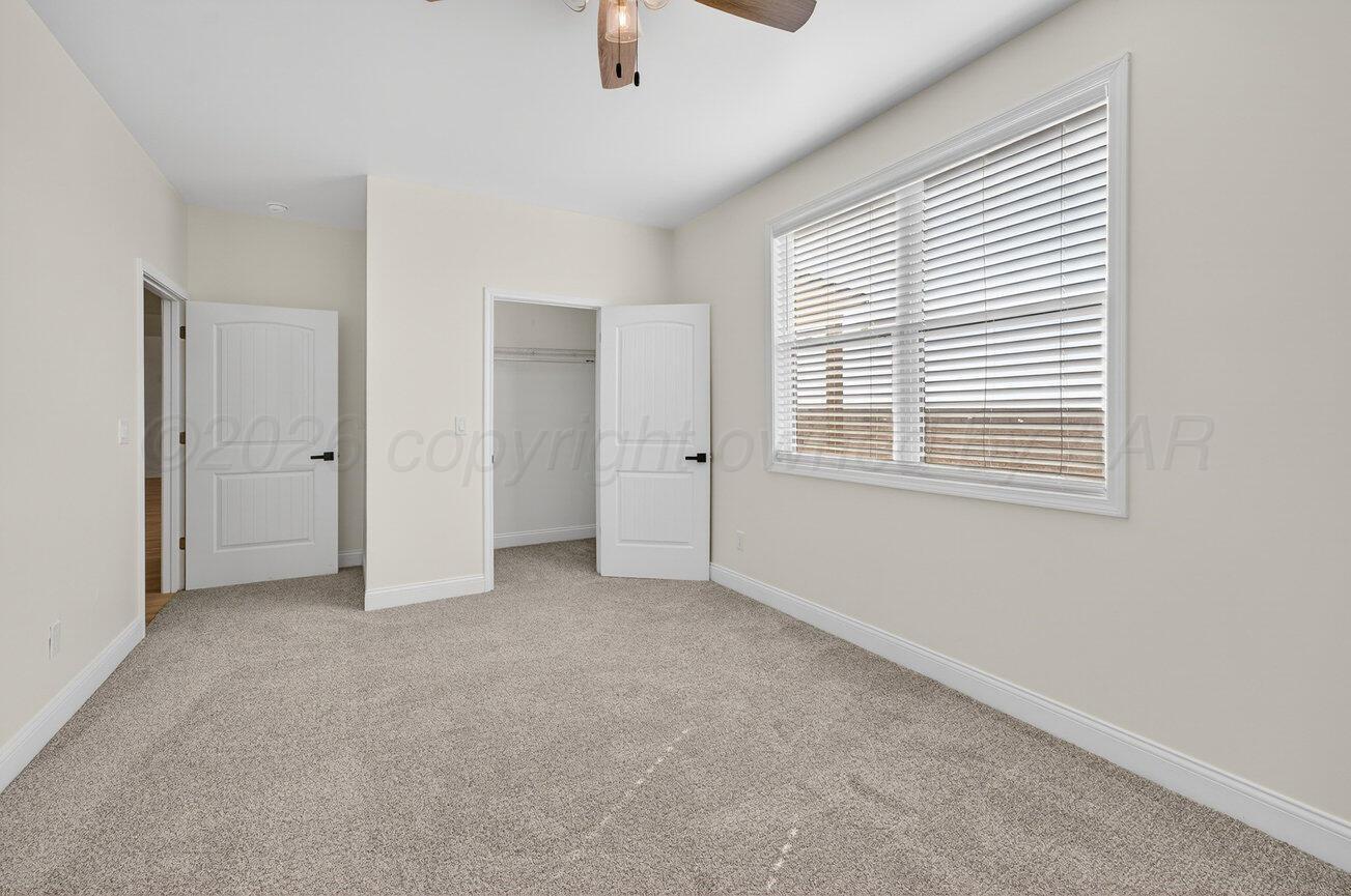 21150 W Farmers Avenue