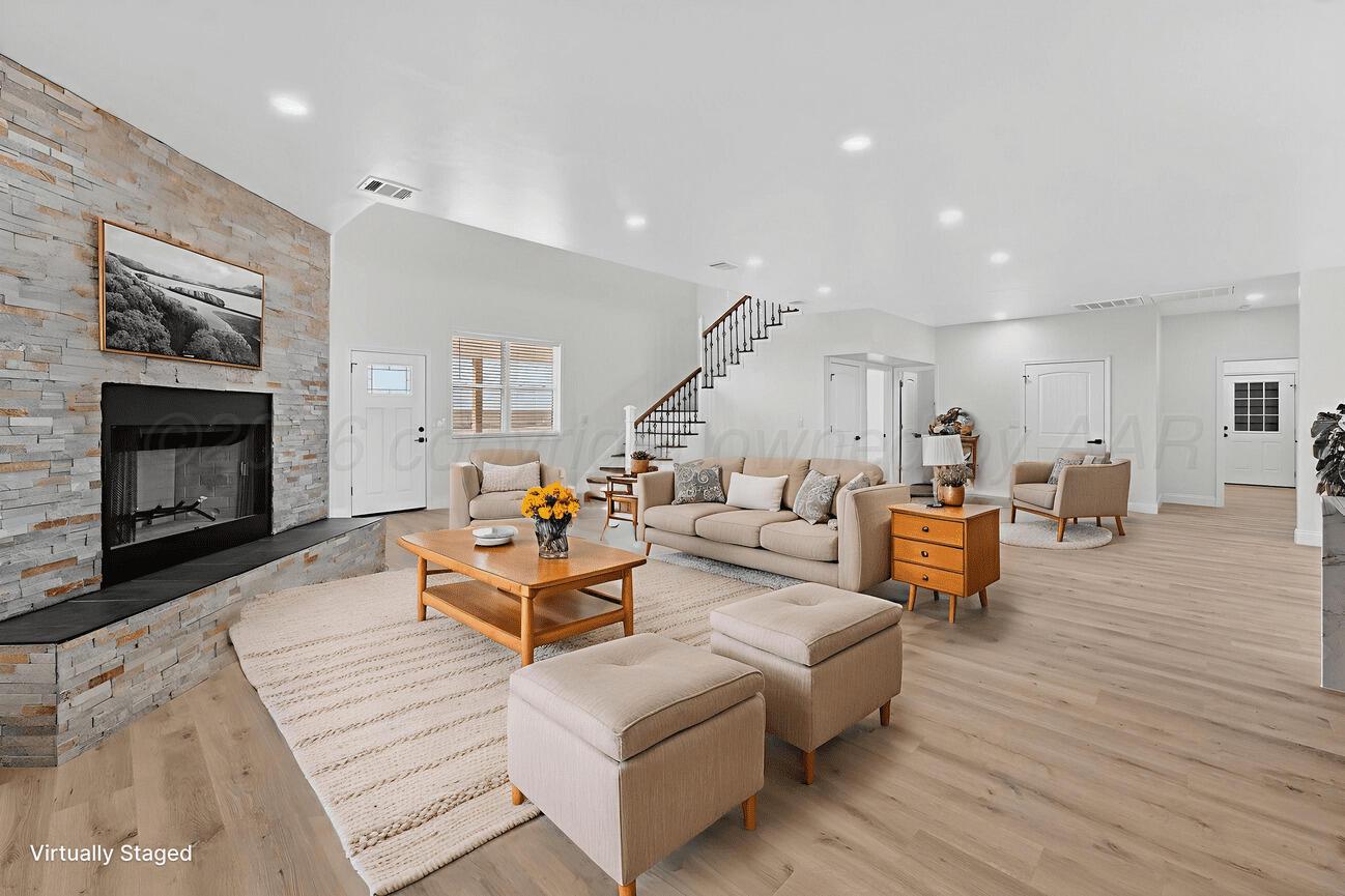 21150 W Farmers Avenue