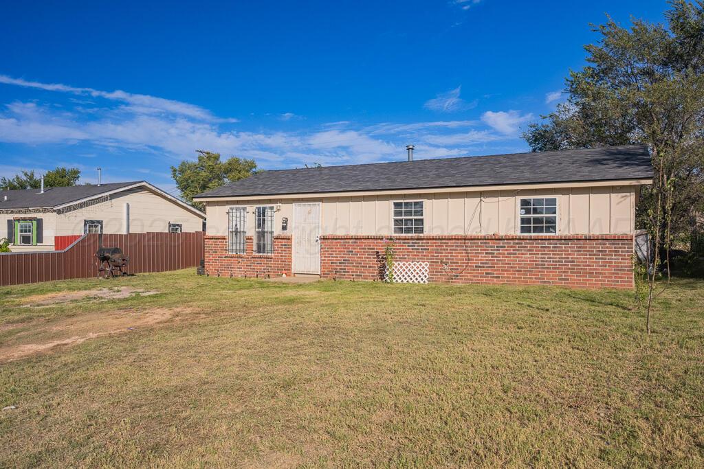 2714 OAK Drive