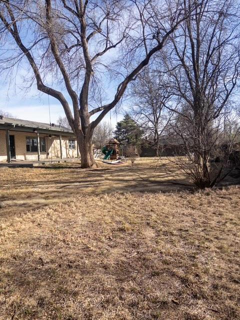 2222 S Travis Street