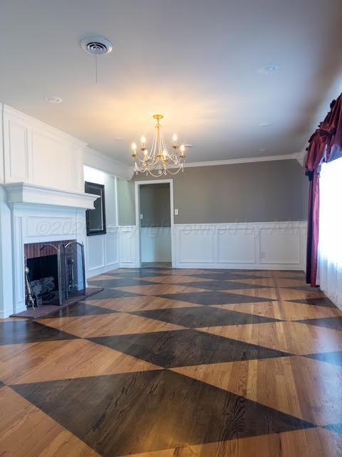 2222 S Travis Street