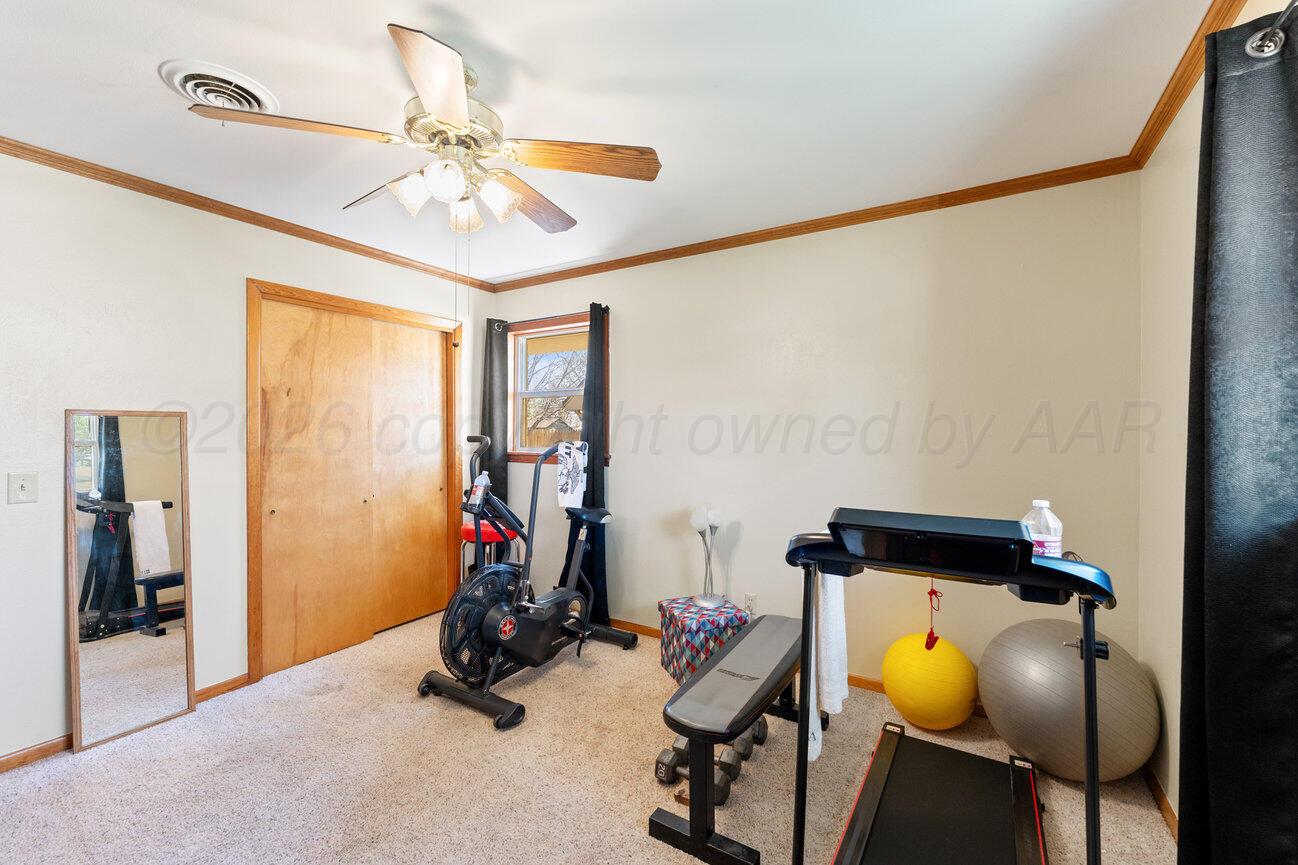 2820 LLOYD Drive