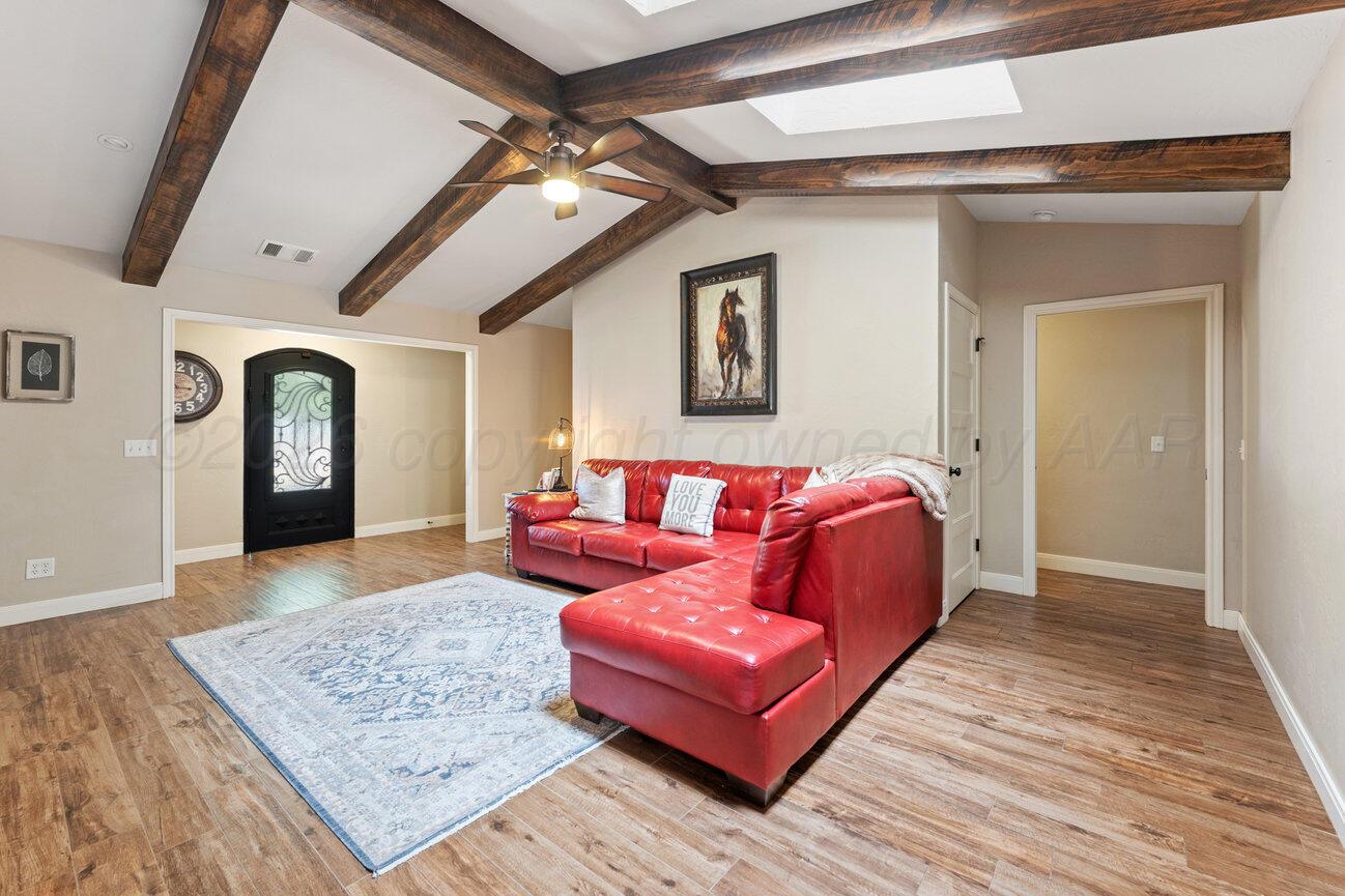 2015 W COUNTY ROAD 388