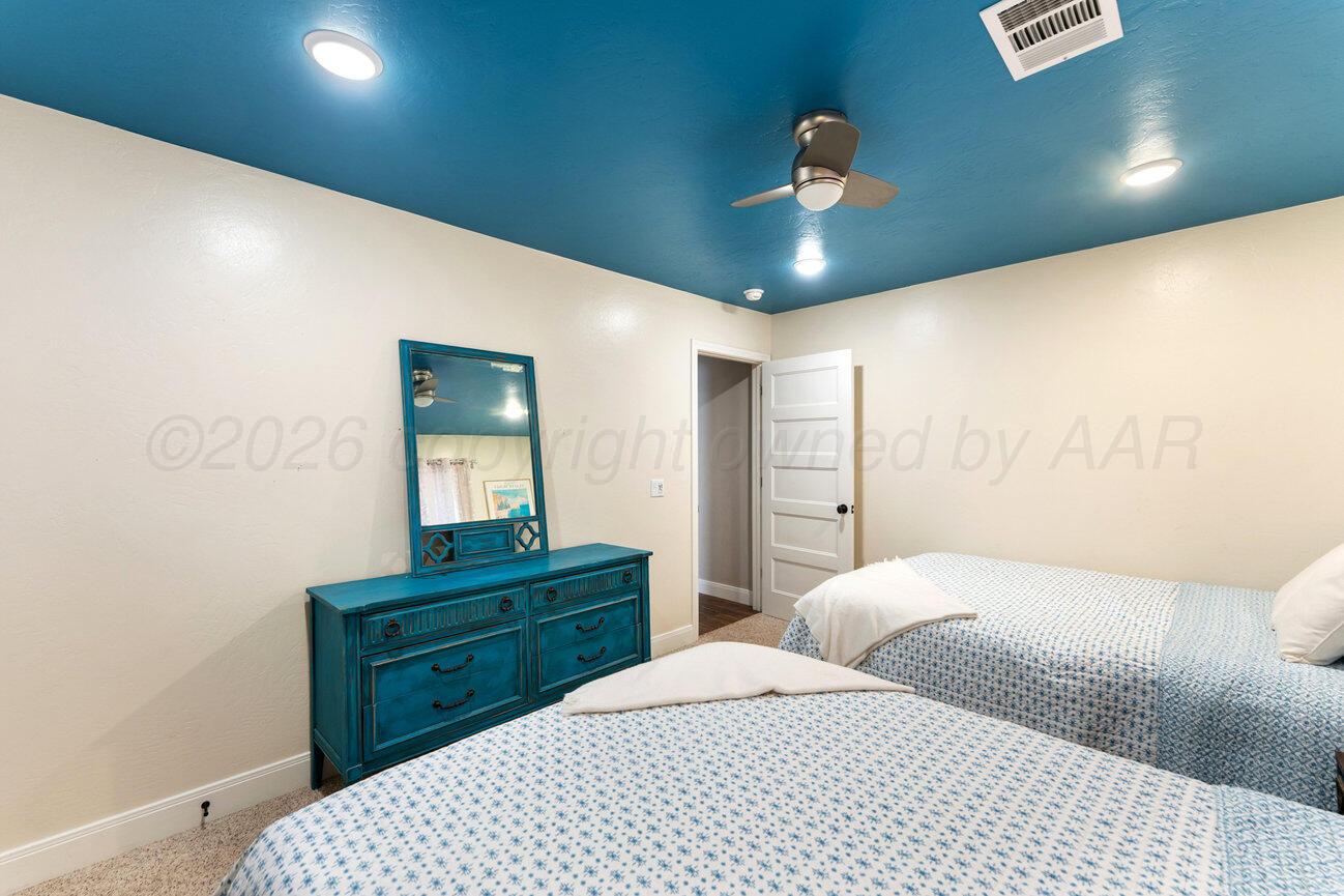 2015 W COUNTY ROAD 388