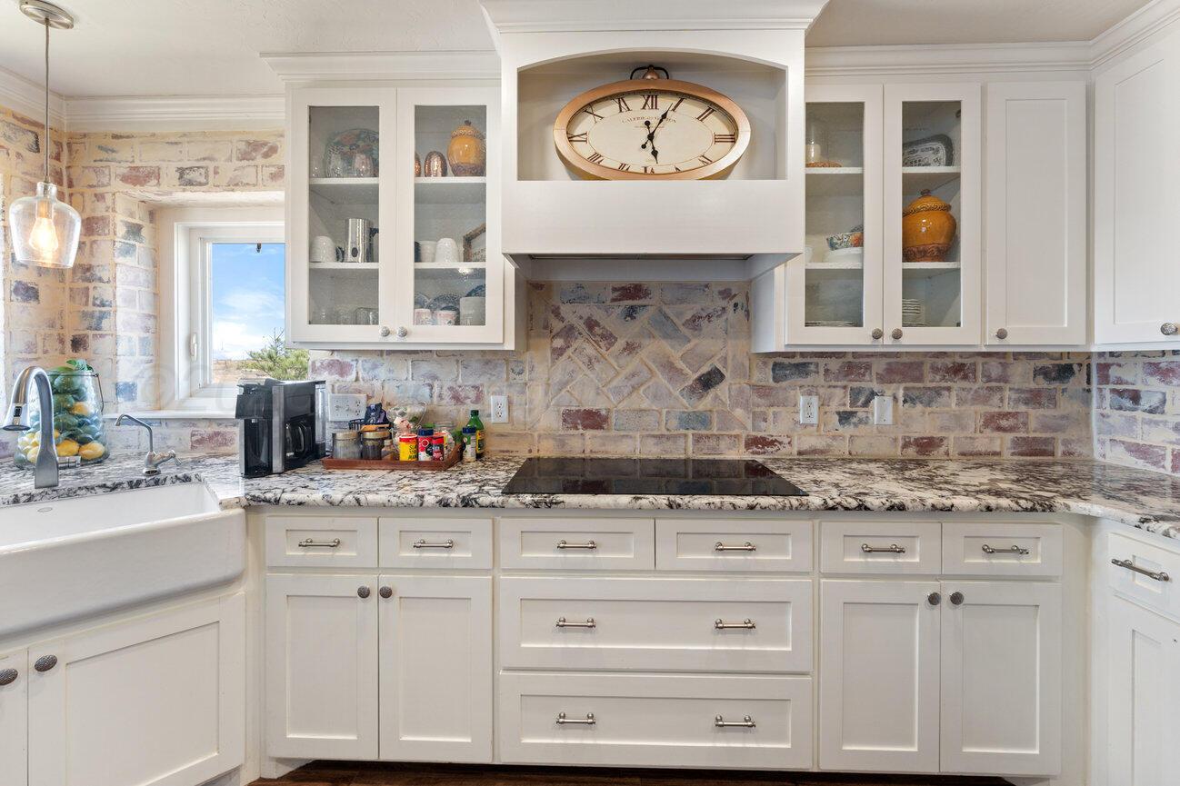 2015 W COUNTY ROAD 388