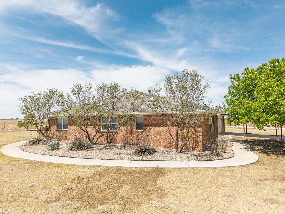 2015 W COUNTY ROAD 388