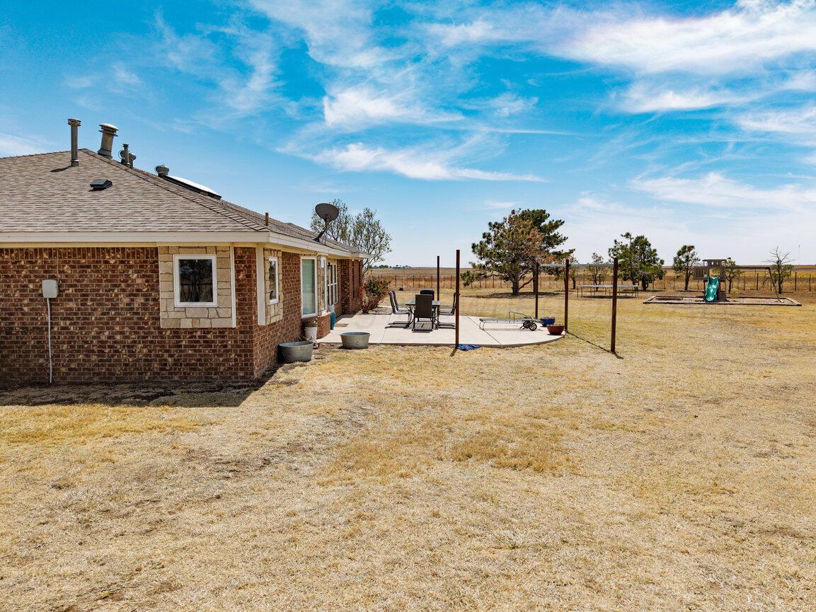 2015 W COUNTY ROAD 388