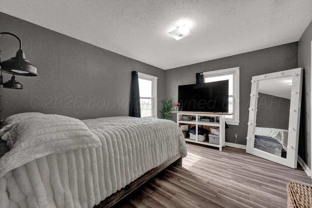 504 E 5TH Street