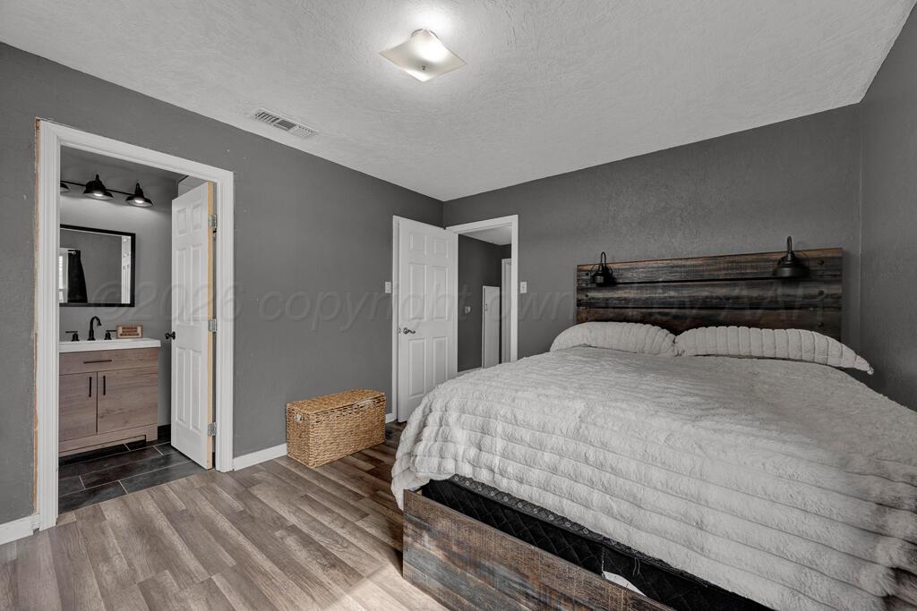 504 E 5TH Street