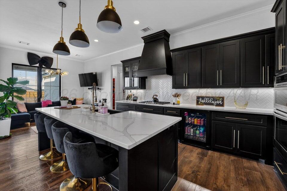 10050 PINESAP Lane