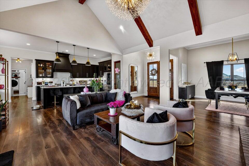 10050 PINESAP Lane
