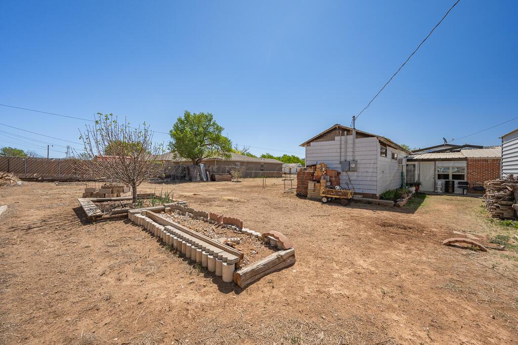 1332 NW 10TH Avenue