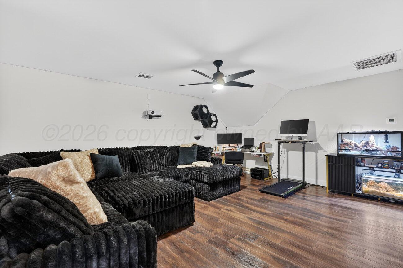 10050 Pinesap Lane