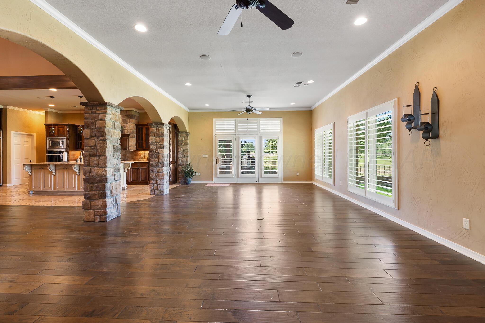 51 COUNTRY CLUB Drive