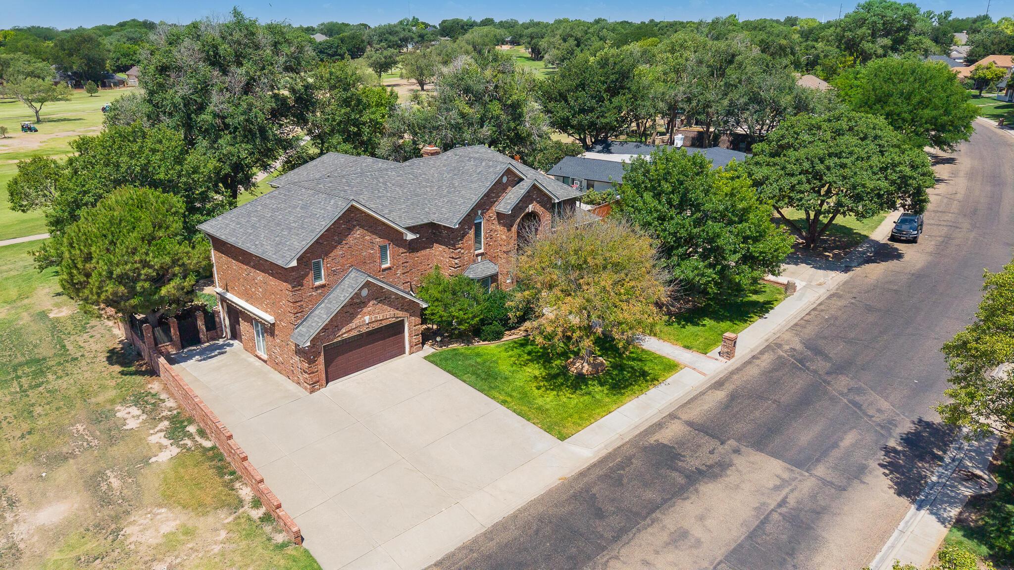 51 COUNTRY CLUB Drive