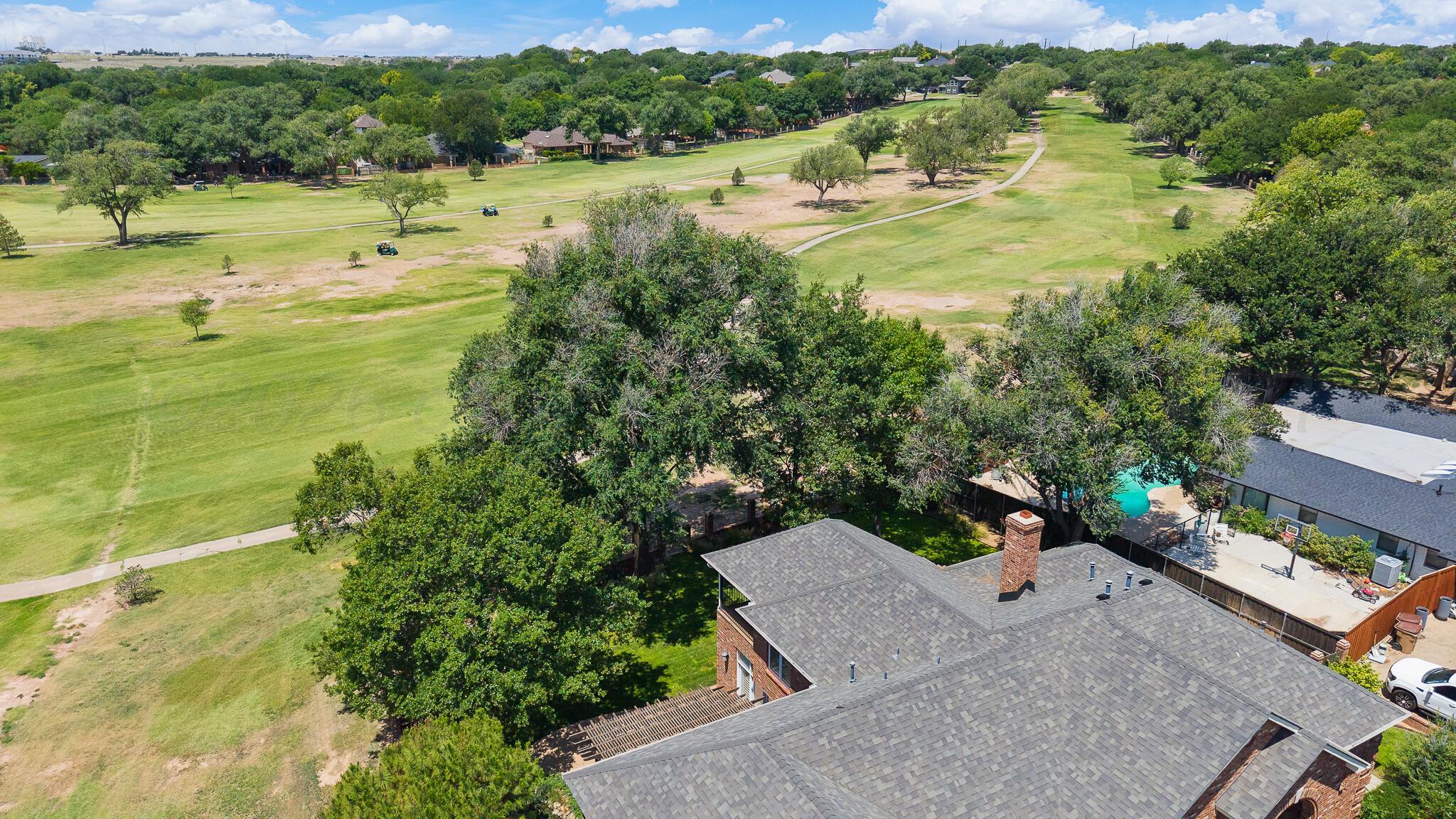 51 COUNTRY CLUB Drive