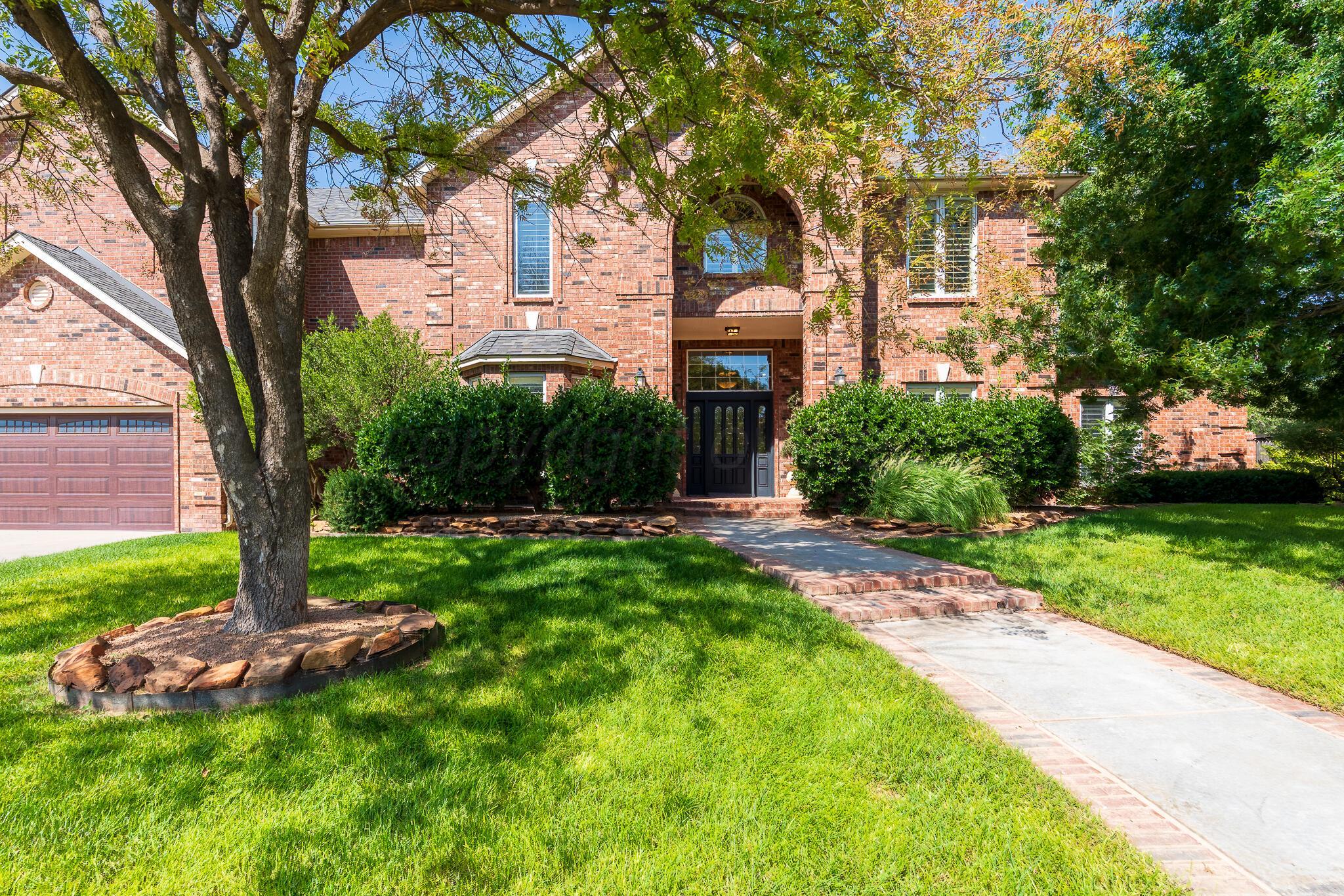 51 COUNTRY CLUB Drive
