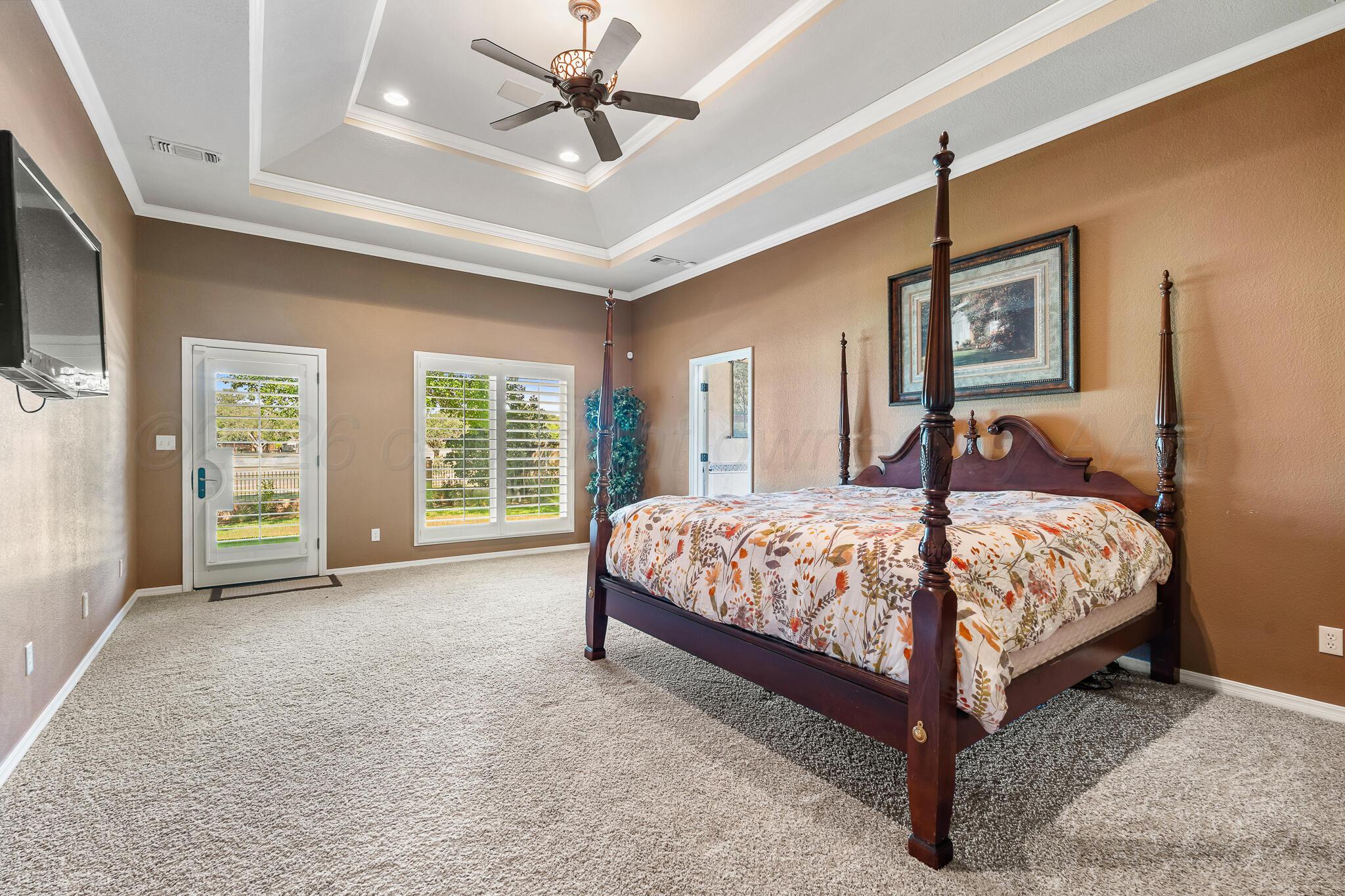 51 COUNTRY CLUB Drive