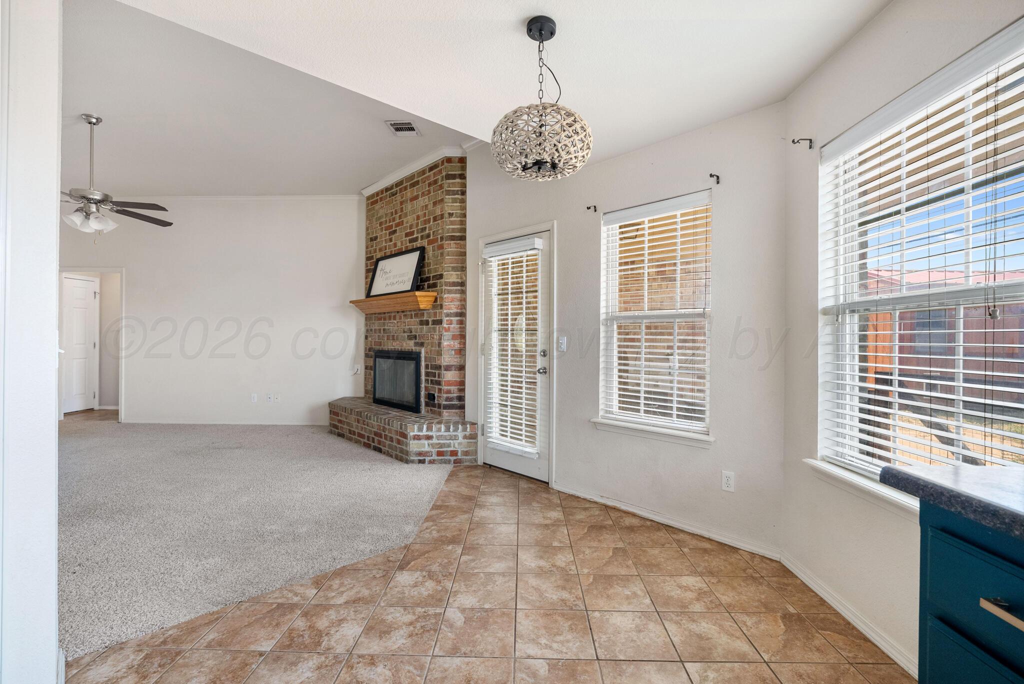 1401 FOX HOLLOW Avenue