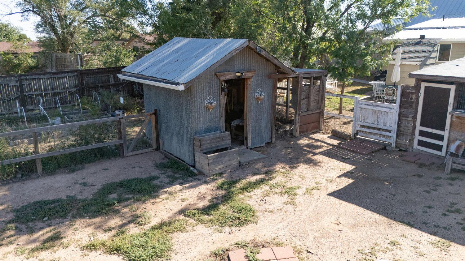 5211 RIVER Road
