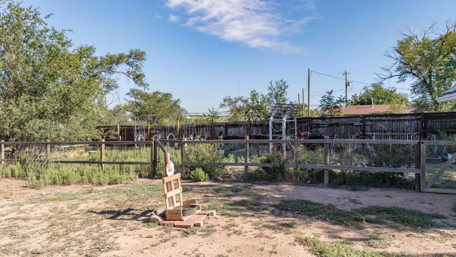 5211 RIVER Road