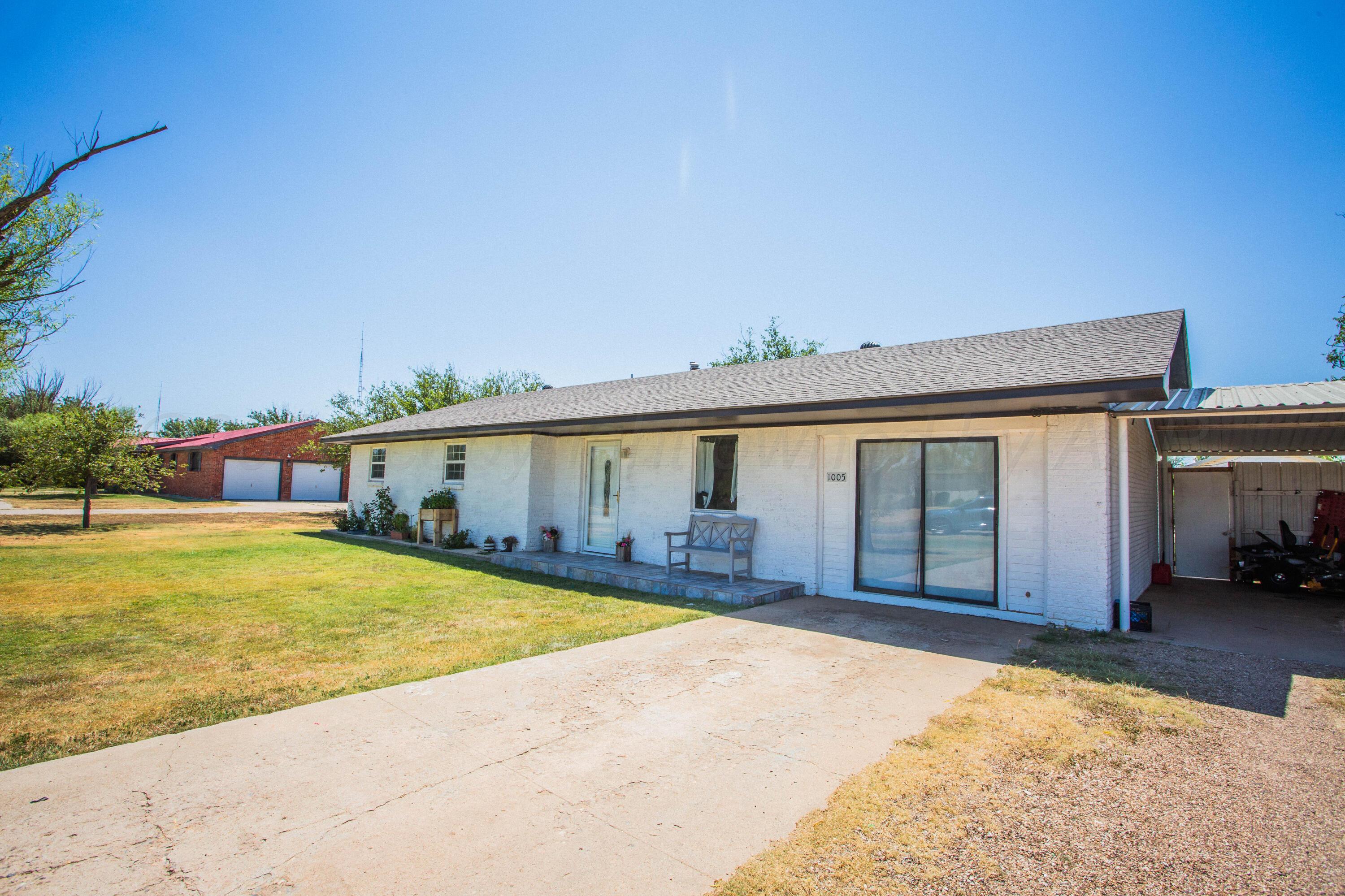 1005 N Dallas Avenue