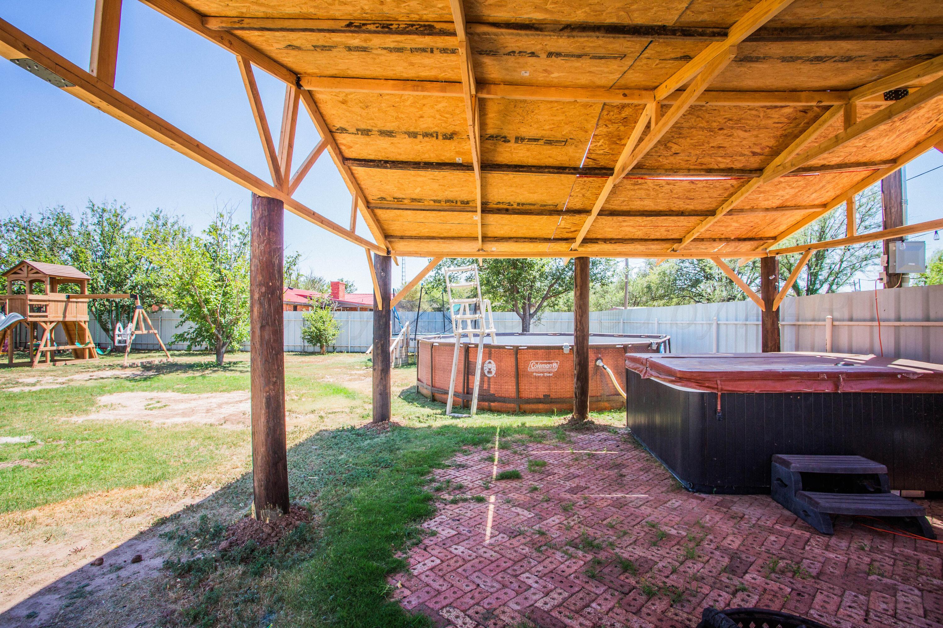 1005 N Dallas Avenue